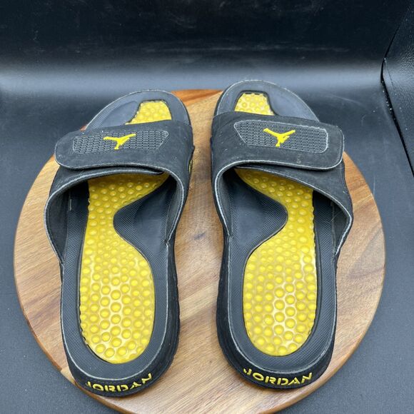 Jordan Mens Size 10 Hydro IV 4 Retro Black Tour Yellow 532225-017 Shoes Sandals main image 7